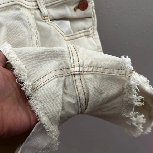 Cat & Jack Girls Beige Overall Shorts Ultimate Stretch Size S (6/6x). - Picture 6 of 10